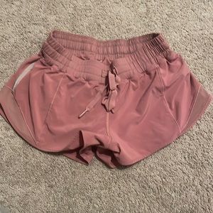 Lululemon Hotty hot short 2.5”